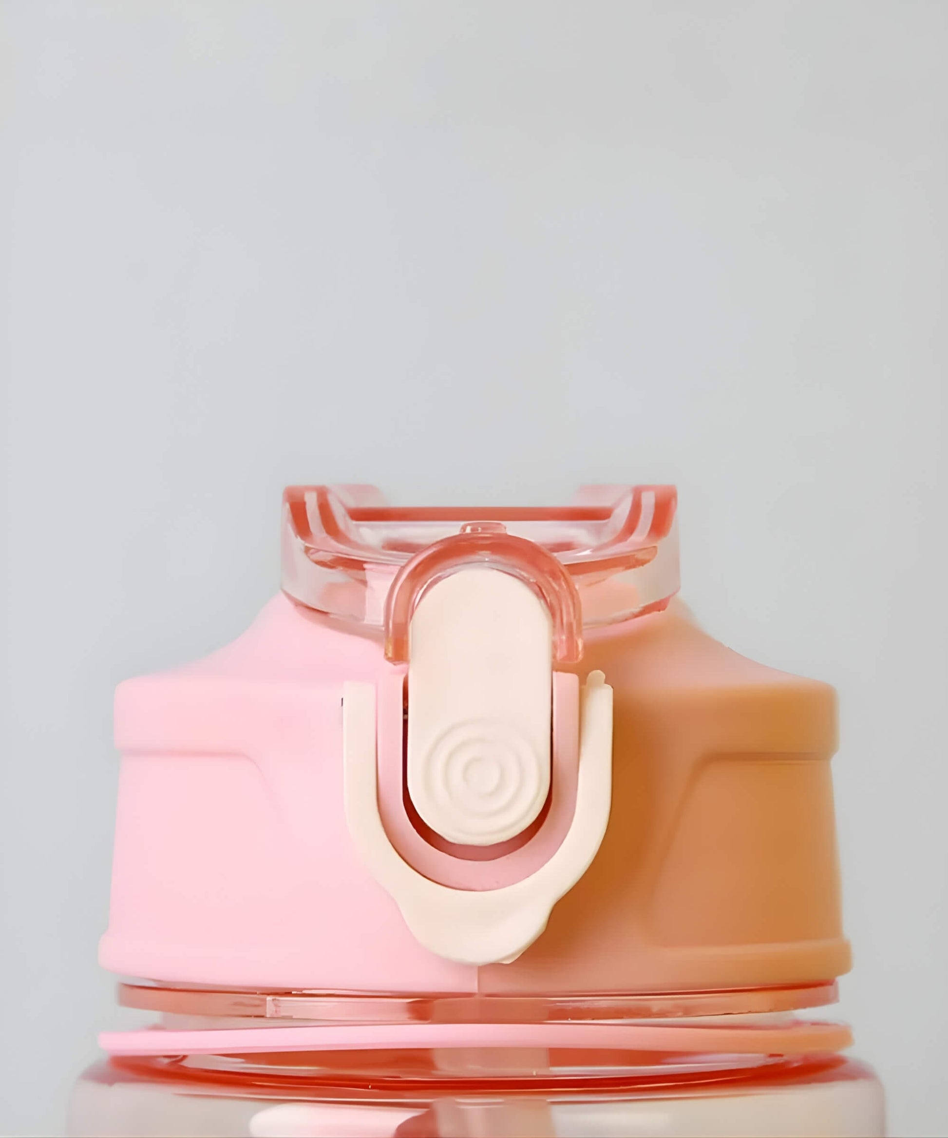 Charmazing Labubu style straw water bottle flip-top lid detail leak resistant drinking lid