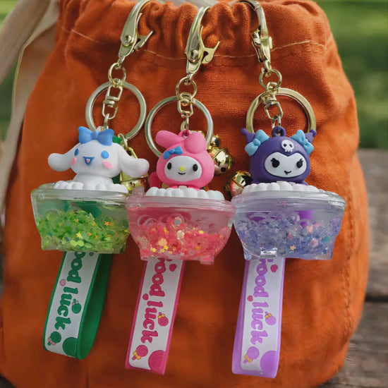 Sanrio bathtub liquid keychain My Melody Kuromi Cinnamoroll glitter bath charm video